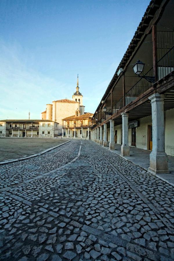 Alojamiento Colmenar De Oreja Plaza Mayor Exterior foto